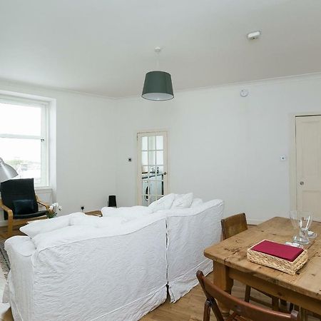 St Margaret'S Loch Apartment Единбург Екстер'єр фото