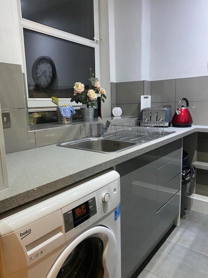 St Margaret'S Loch Apartment Единбург Екстер'єр фото